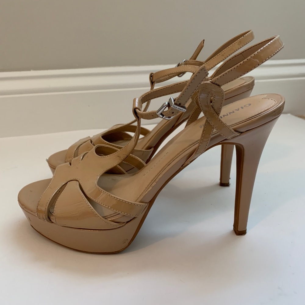 Gianni Bini Platform Heel Ankle Strap Nude Size 10